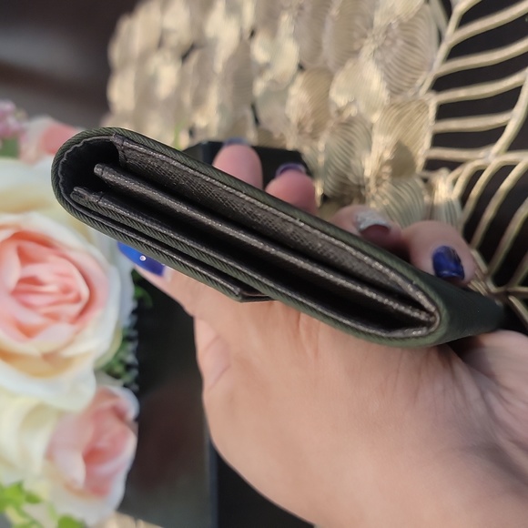 Authentic Prada card wallet - Picture 3 of 8